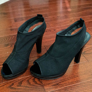 Stuart Weitzman Shoes - Stuart Weitzman Heels Stuart Weitzman Shoes - Stuart Weitzman Heels